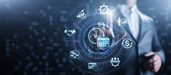 《远离尘嚣》说明了什么