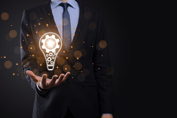 《远离尘嚣》说明了什么