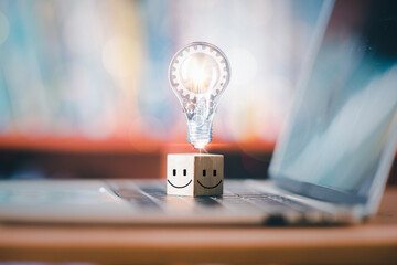 《远离尘嚣》说明了什么