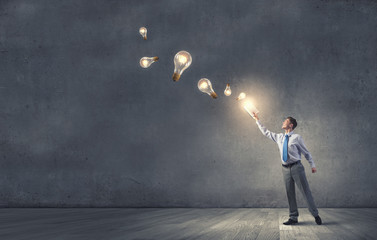 《远离尘嚣》说明了什么