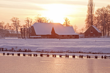 张杰的新歌《看月亮爬上来》歌词
